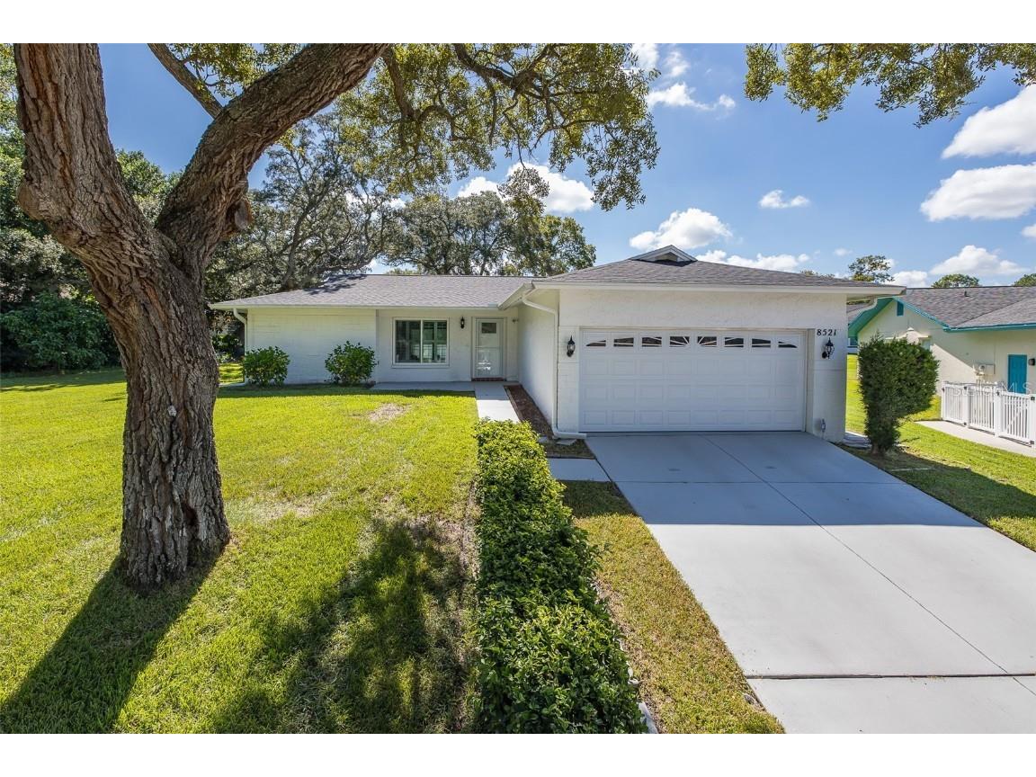 8521 Cedarview Court Port Richey FL 34668 W7868658 image1