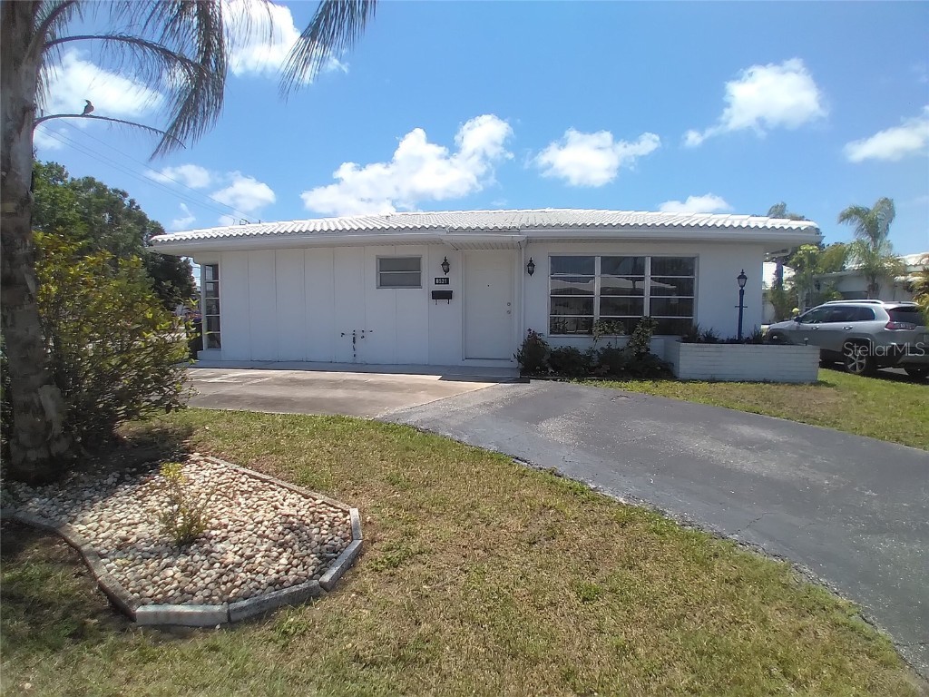 8521 Pickwick Road North Port FL 34287 C7473778 image1