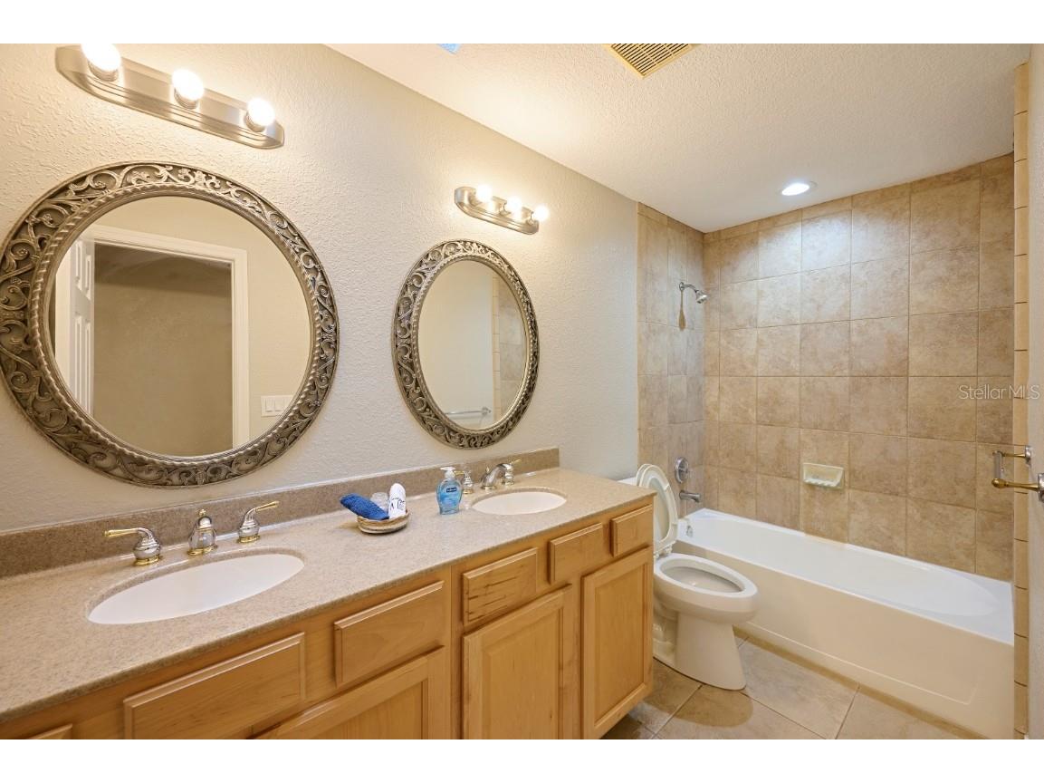 8521 Sandberry Boulevard Orlando FL 32819 O6355590 image23