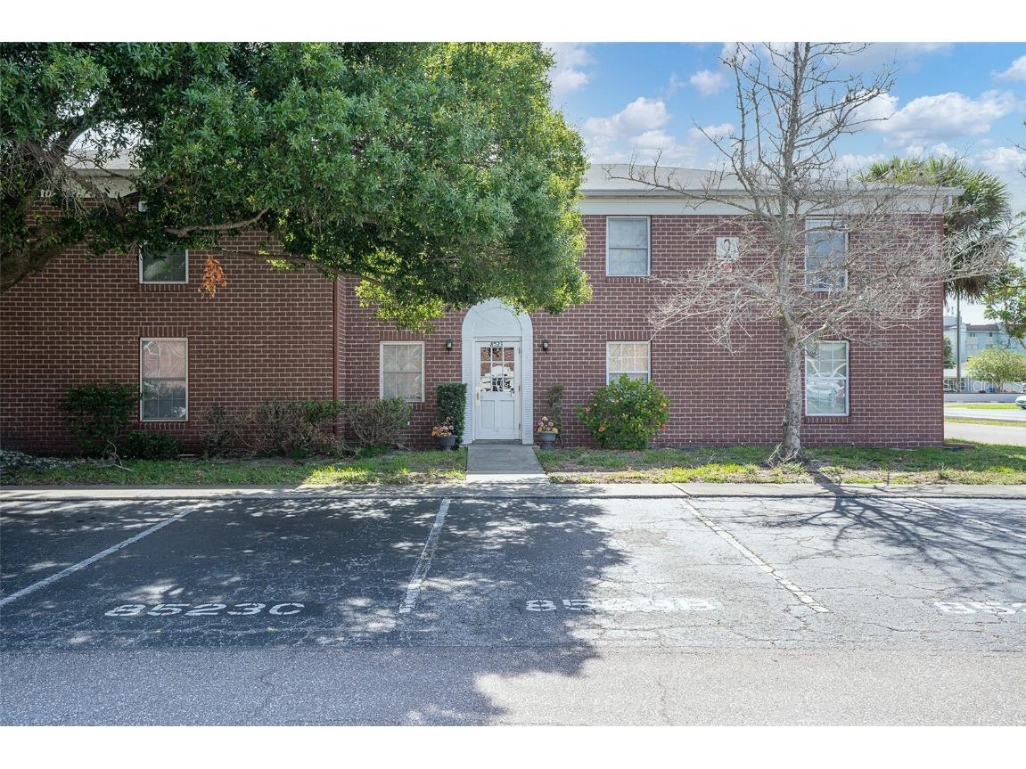 8523 10th Street N #A Saint Petersburg FL 33702 U8197435 image1