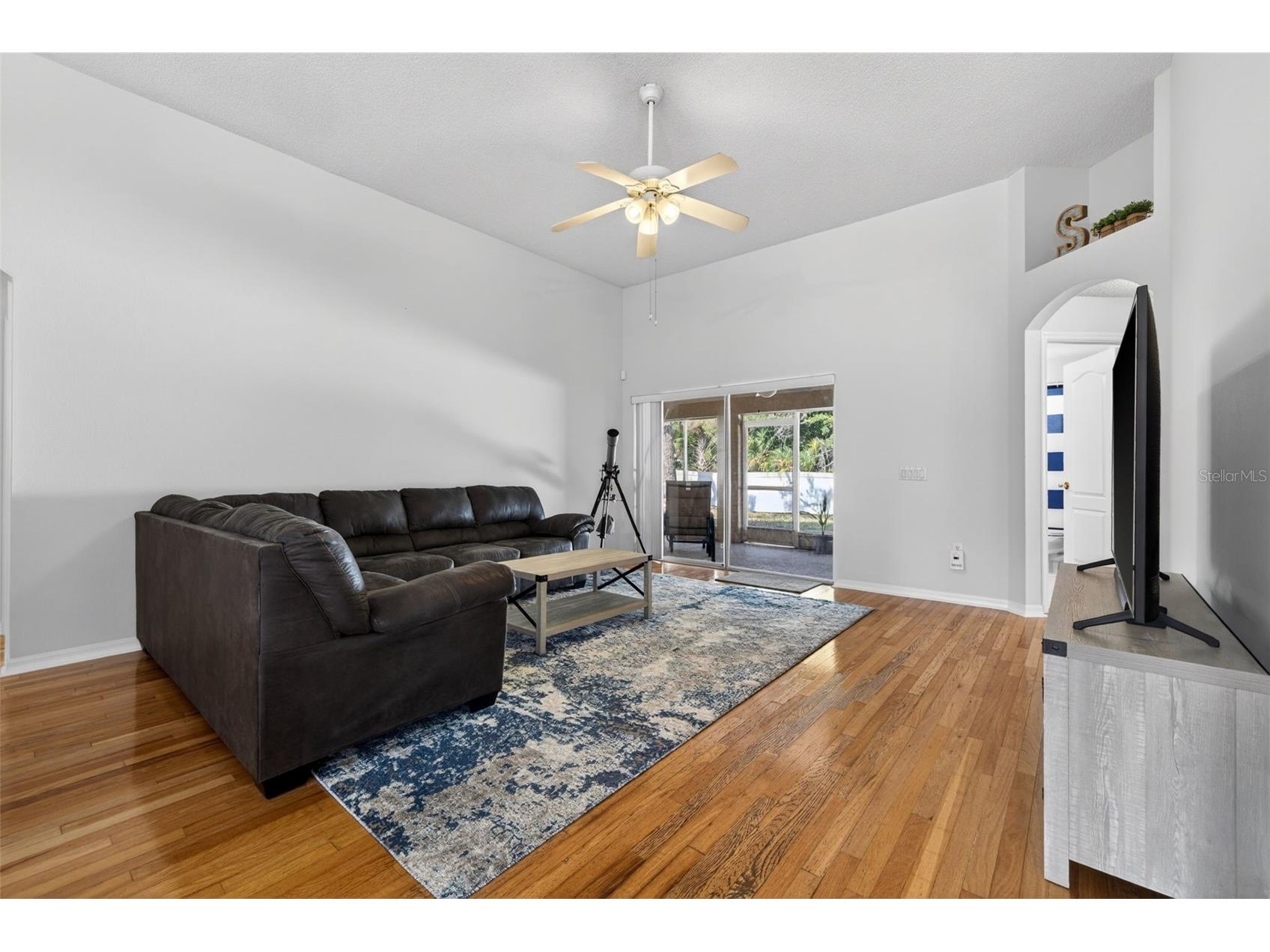 8525 Heyward Road Tampa FL 33635 TB8496896 image17