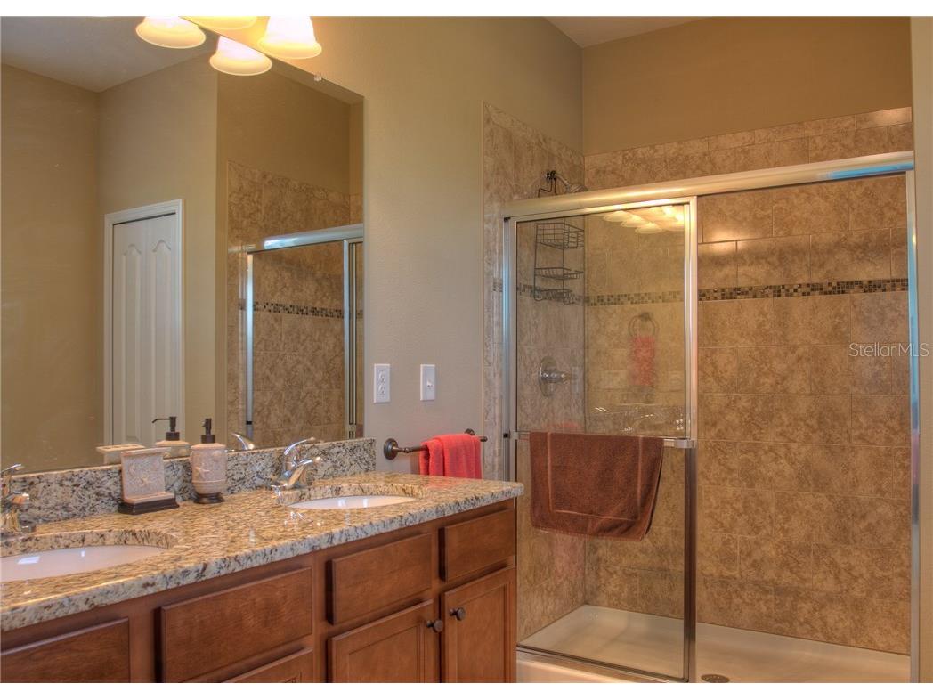 8525 Karpeal Drive Sarasota FL 34238 A4120652 image16