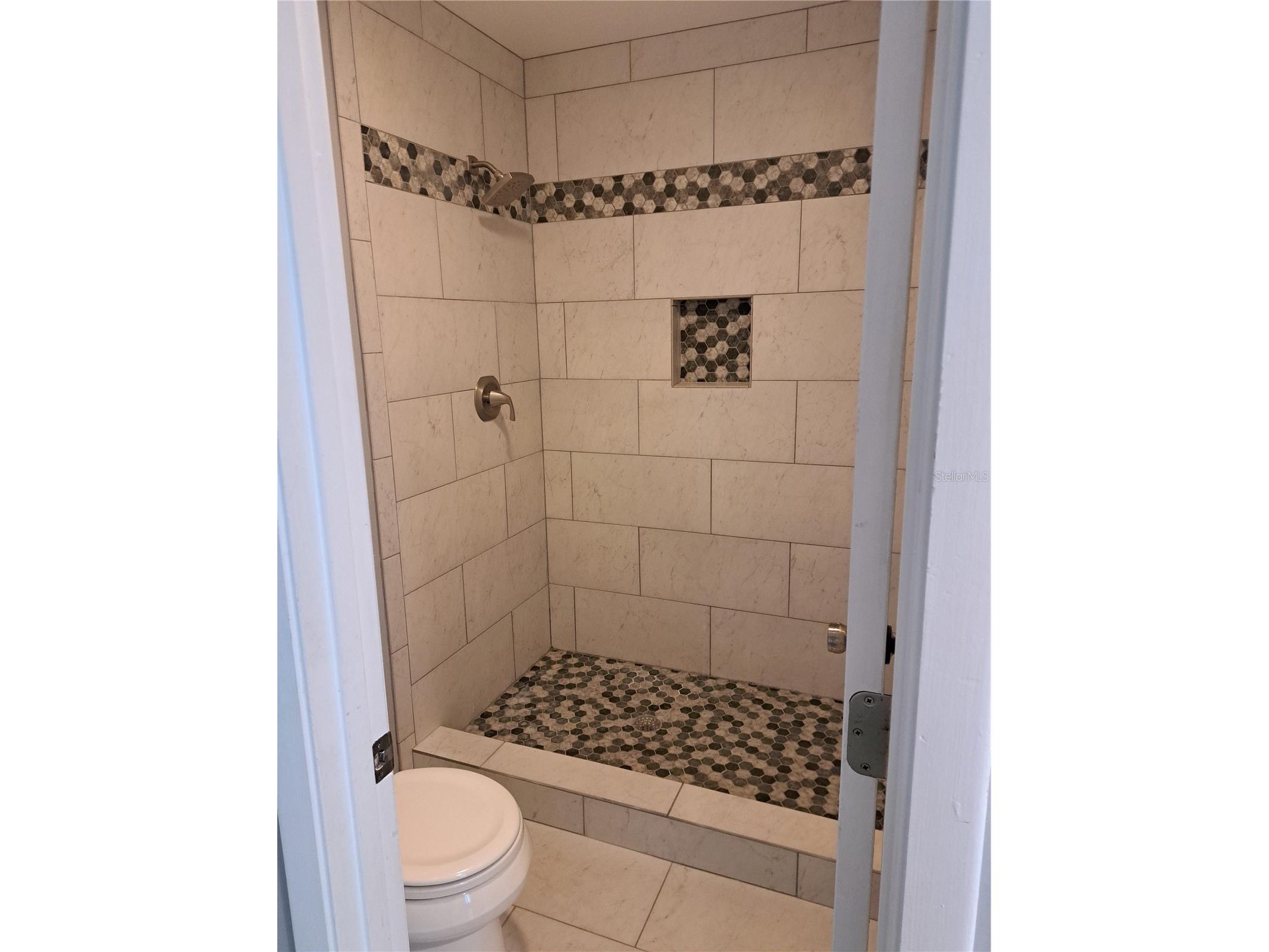 8525 Suburban Drive Orlando FL 32829 G5112896 image11