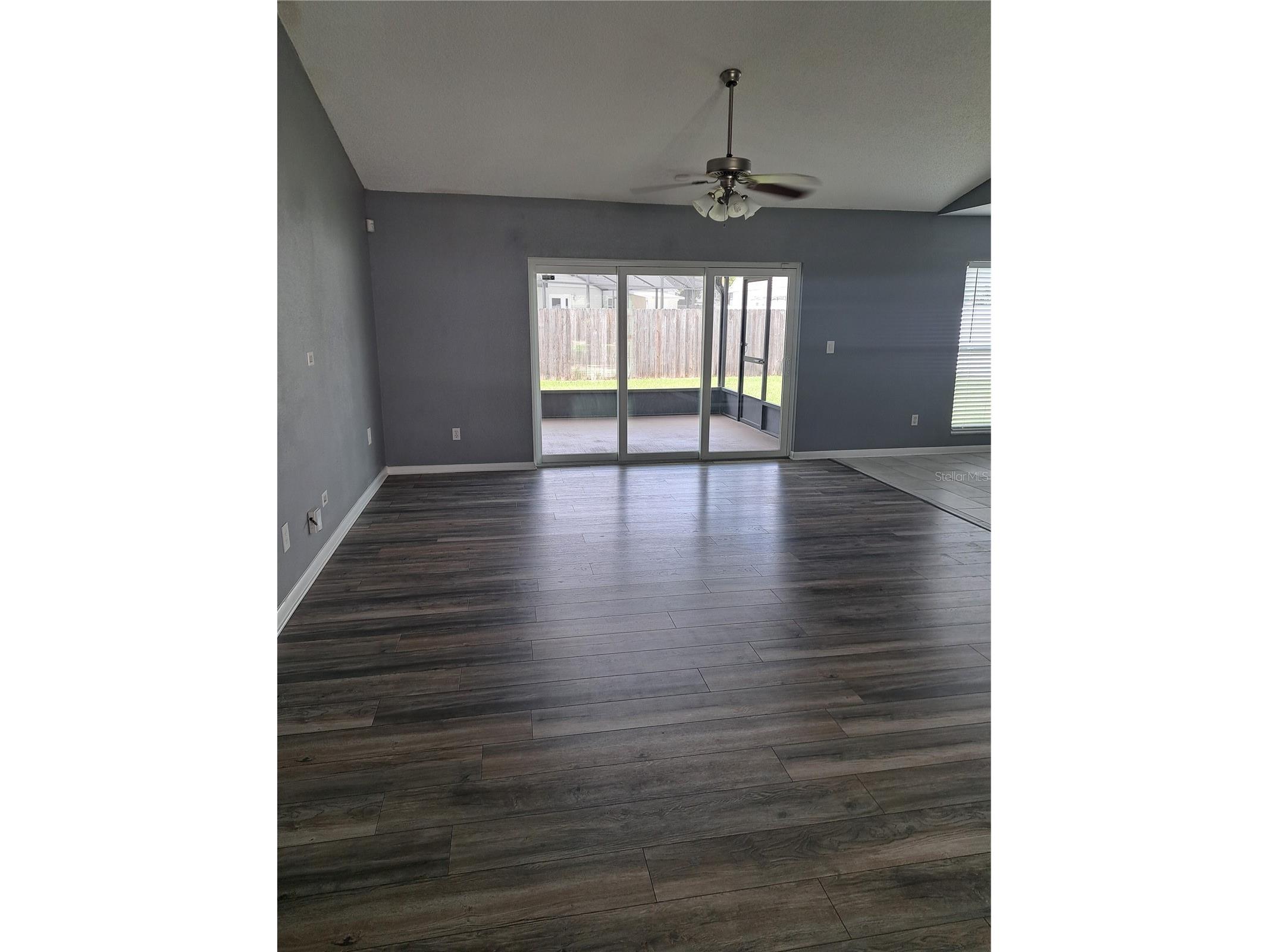 8525 Suburban Drive Orlando FL 32829 G5112896 image3