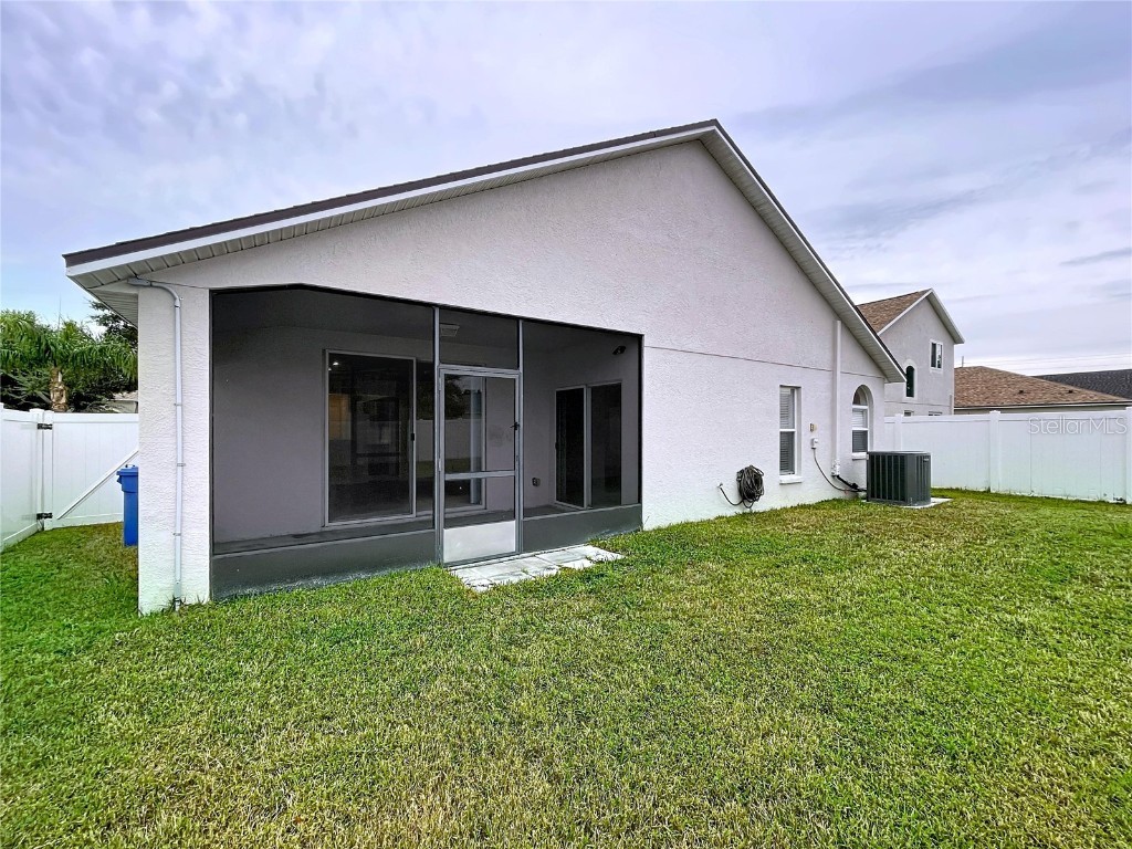 8527 Carriage Pointe Drive Gibsonton FL 33534 TB8441652 image27