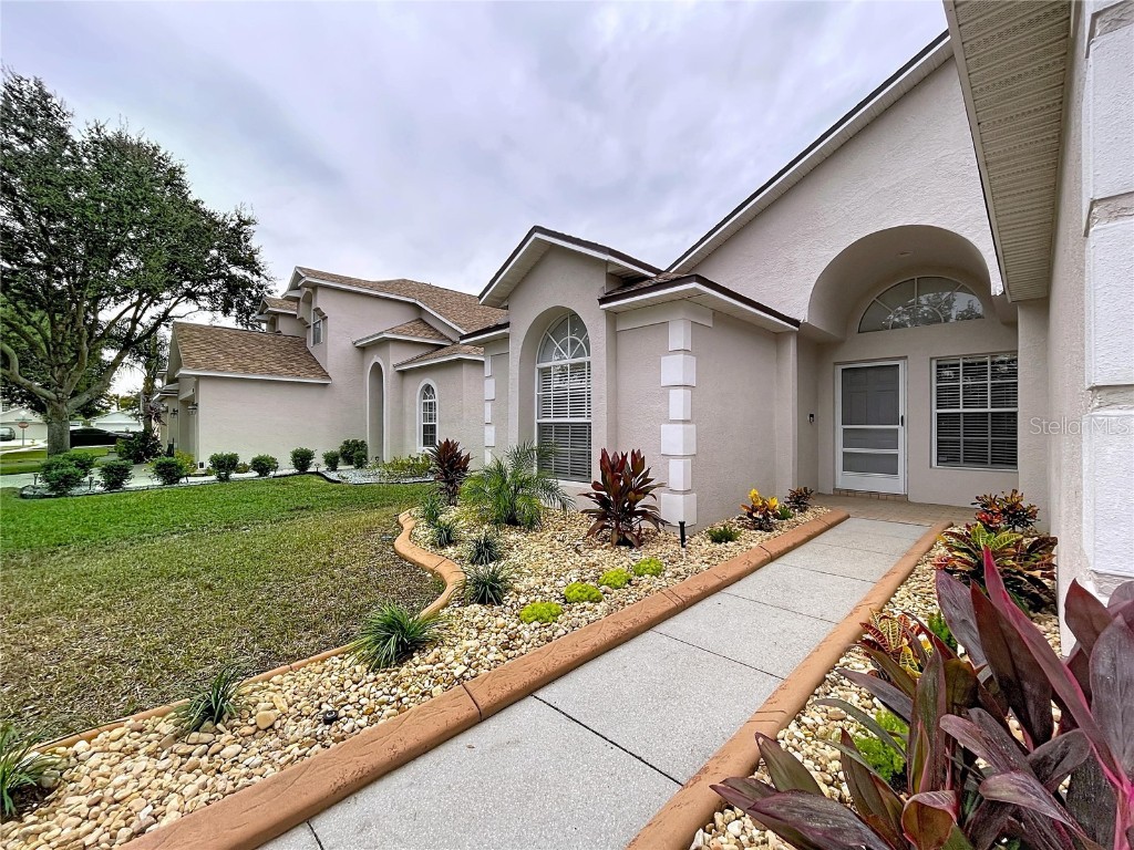8527 Carriage Pointe Drive Gibsonton FL 33534 TB8441652 image3