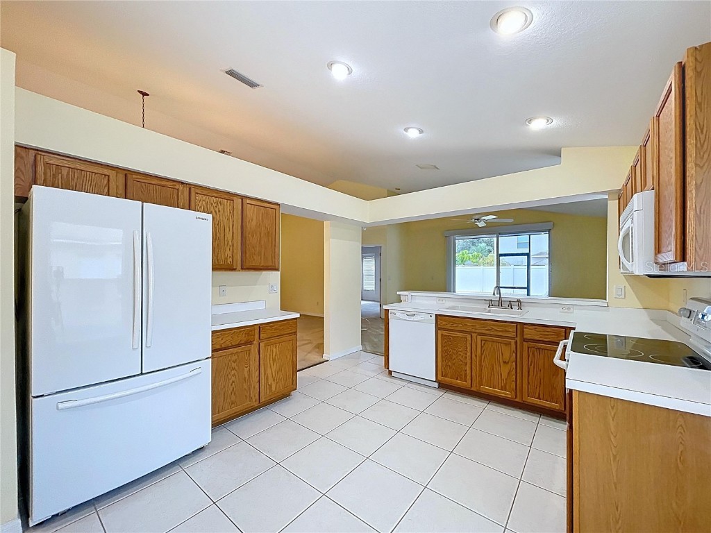 8527 Carriage Pointe Drive Gibsonton FL 33534 TB8441652 image7