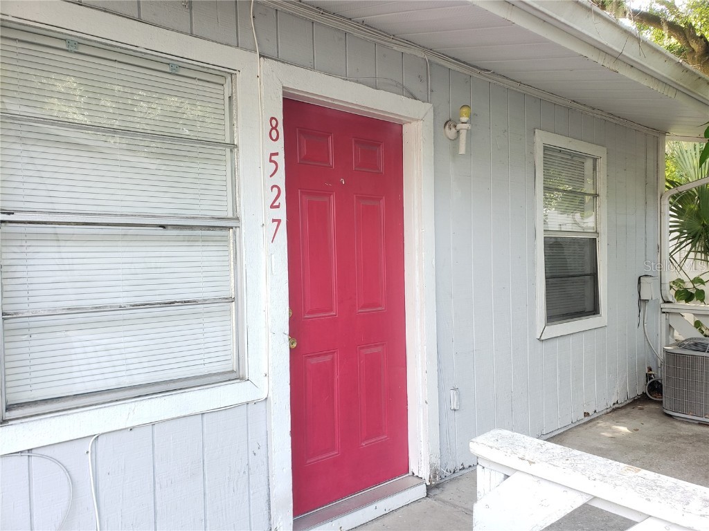 8527 Channelview Circle Tampa FL 33614 T3534215 image1