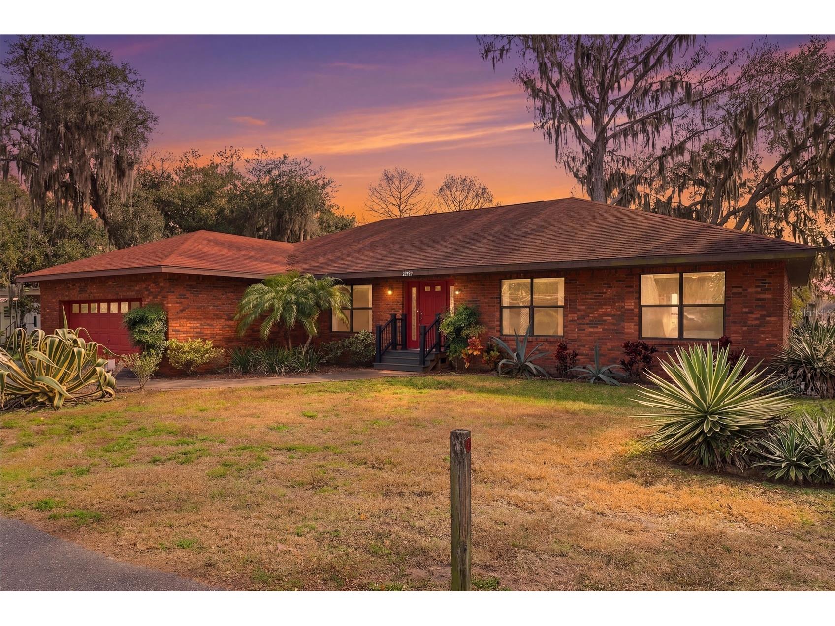 8528 E Aquarius Drive Inverness FL 34450 - LAKE TSALA APOPKA TB8476863 image1