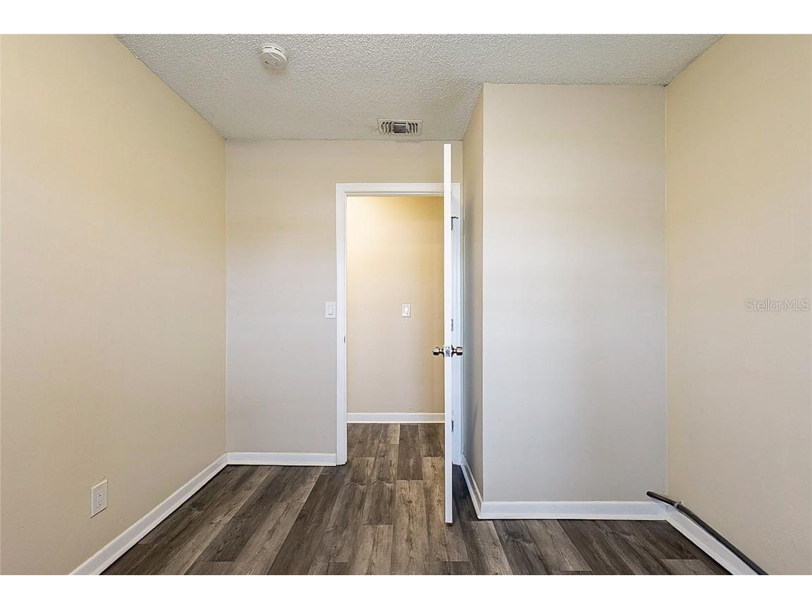 8528 Gold Ridge Circle Tampa FL 33619 O6283542 image11