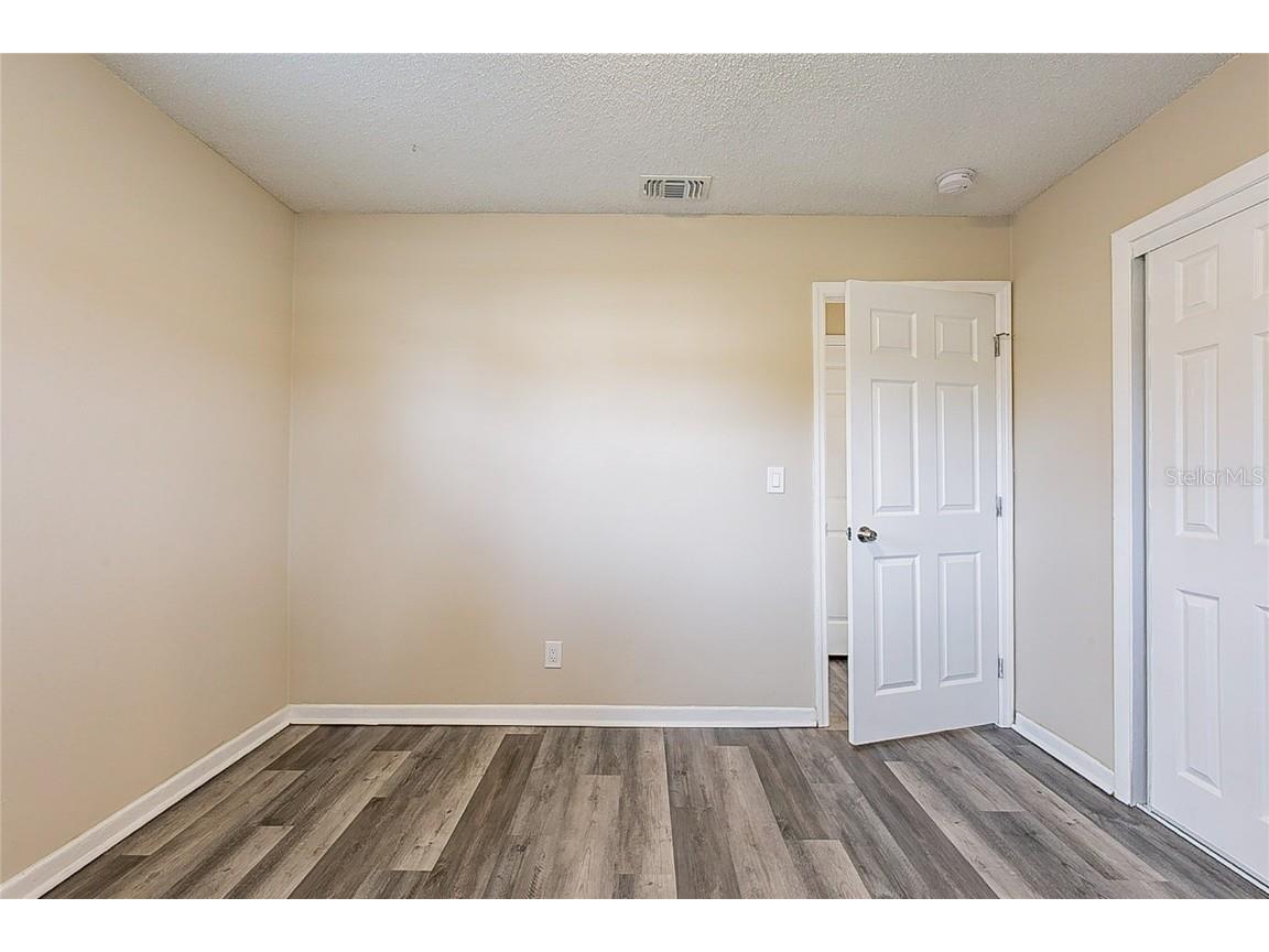 8528 Gold Ridge Circle Tampa FL 33619 O6283542 image15