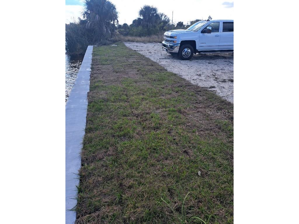 8528 Santa Cruz Drive Port Charlotte FL 33981 - SANTA CRUZ WATERWAY C7513705 image2