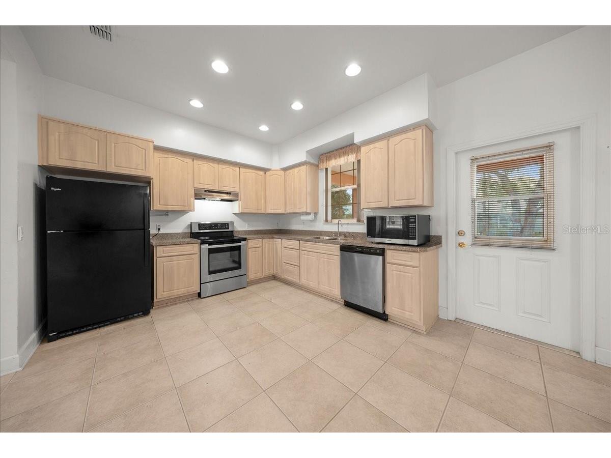 8528 SE 157th Place Summerfield FL 34491 OM723577 image16