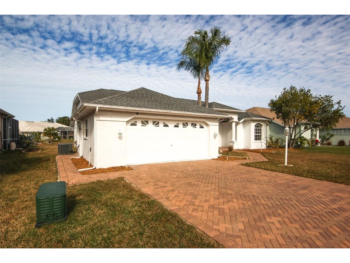 8529 Regal Lane Hudson FL 34667 W7881728 image2