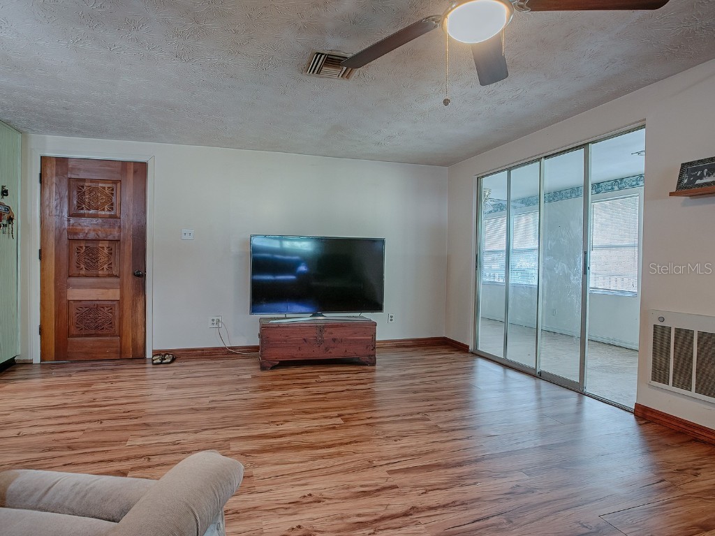 853 Cr 484 Lake Panasoffkee FL 33538 G5106286 image33