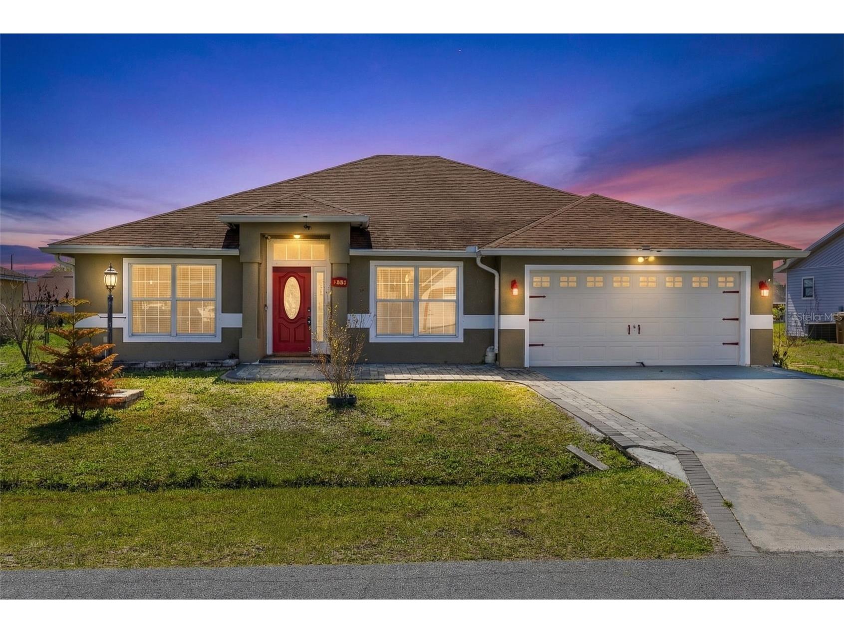 853 Franconville Ct  