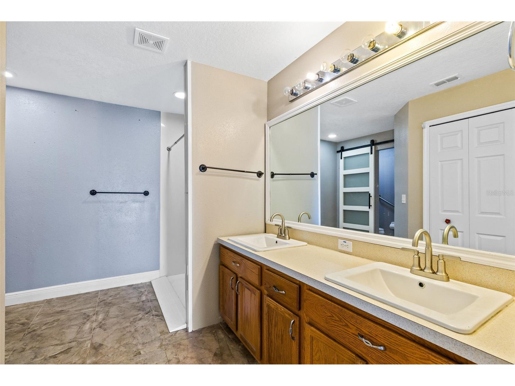 853 Franconville Court Kissimmee FL 34759 O6389704 image11