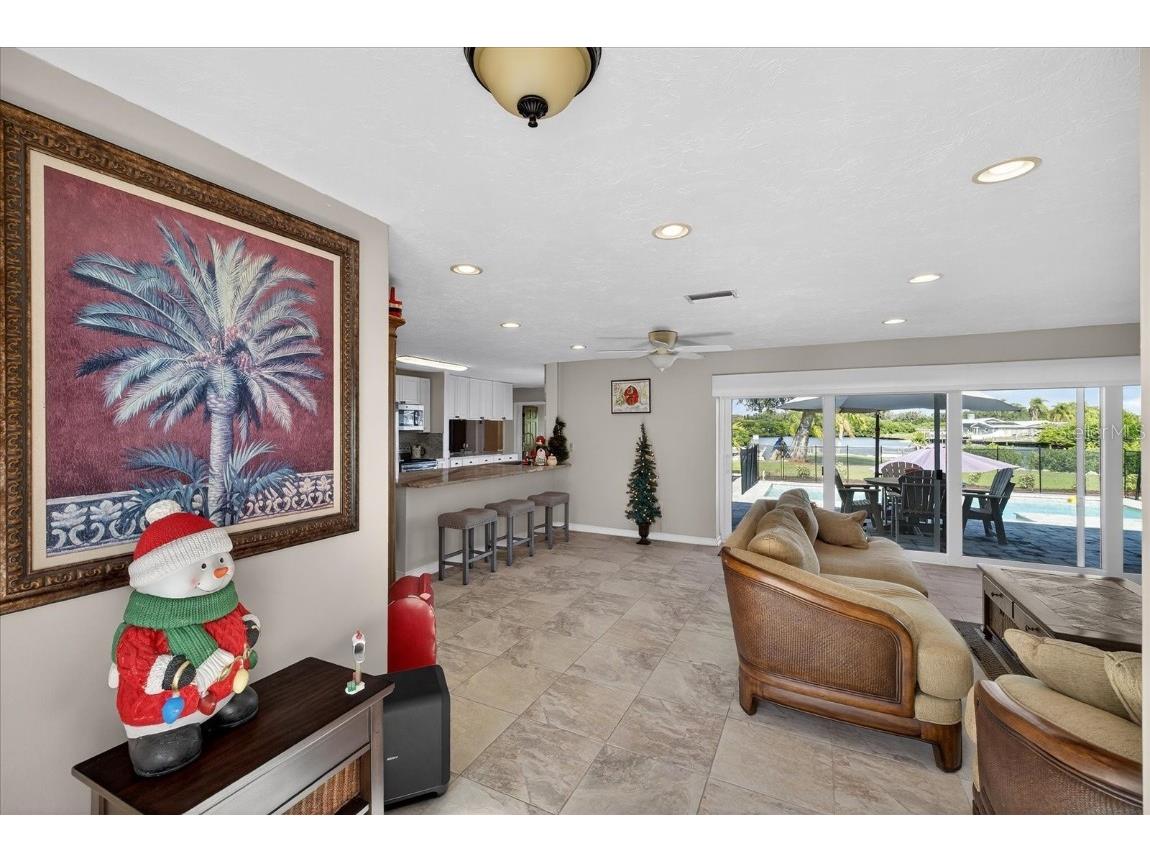 853 Seacrest Drive Largo FL 33771 TB8461255 image2