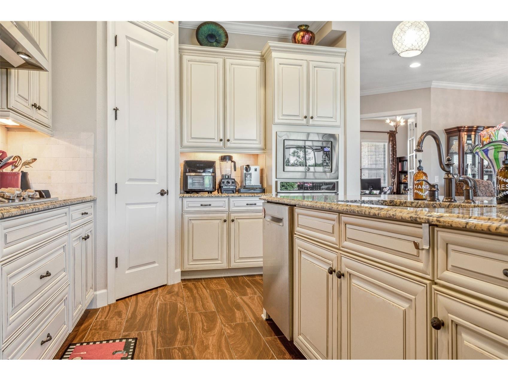 8530 Grand Alberato Road Tampa FL 33647 TB8467407 image18