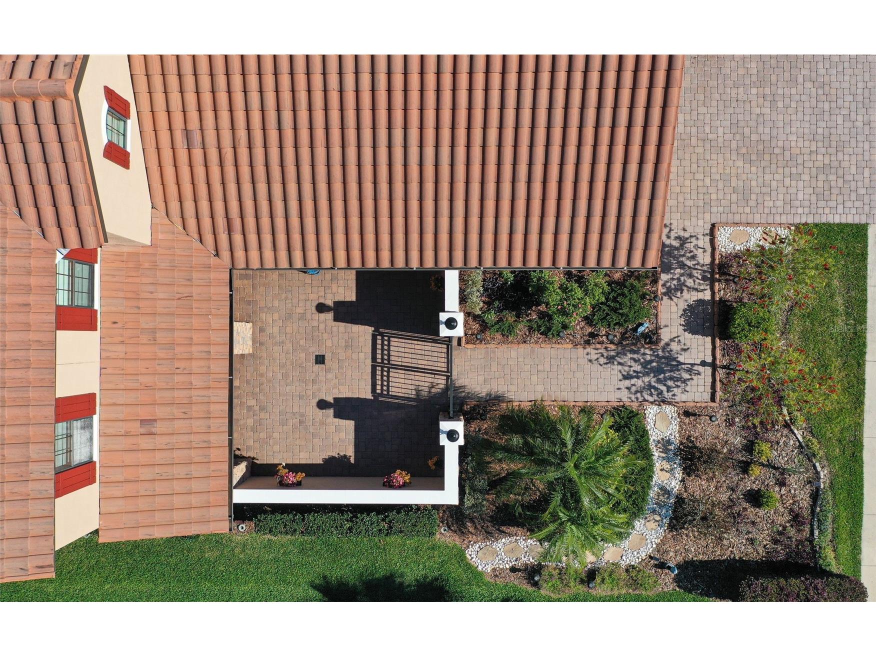 8530 Grand Alberato Road Tampa FL 33647 TB8467407 image56