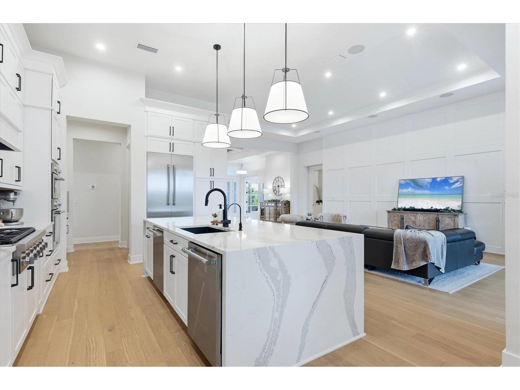 8532 Beechlake Court Sarasota FL 34240 TB8505970 image13