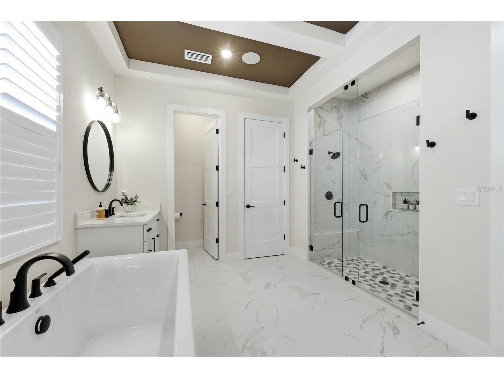 8532 Beechlake Court Sarasota FL 34240 TB8505970 image23
