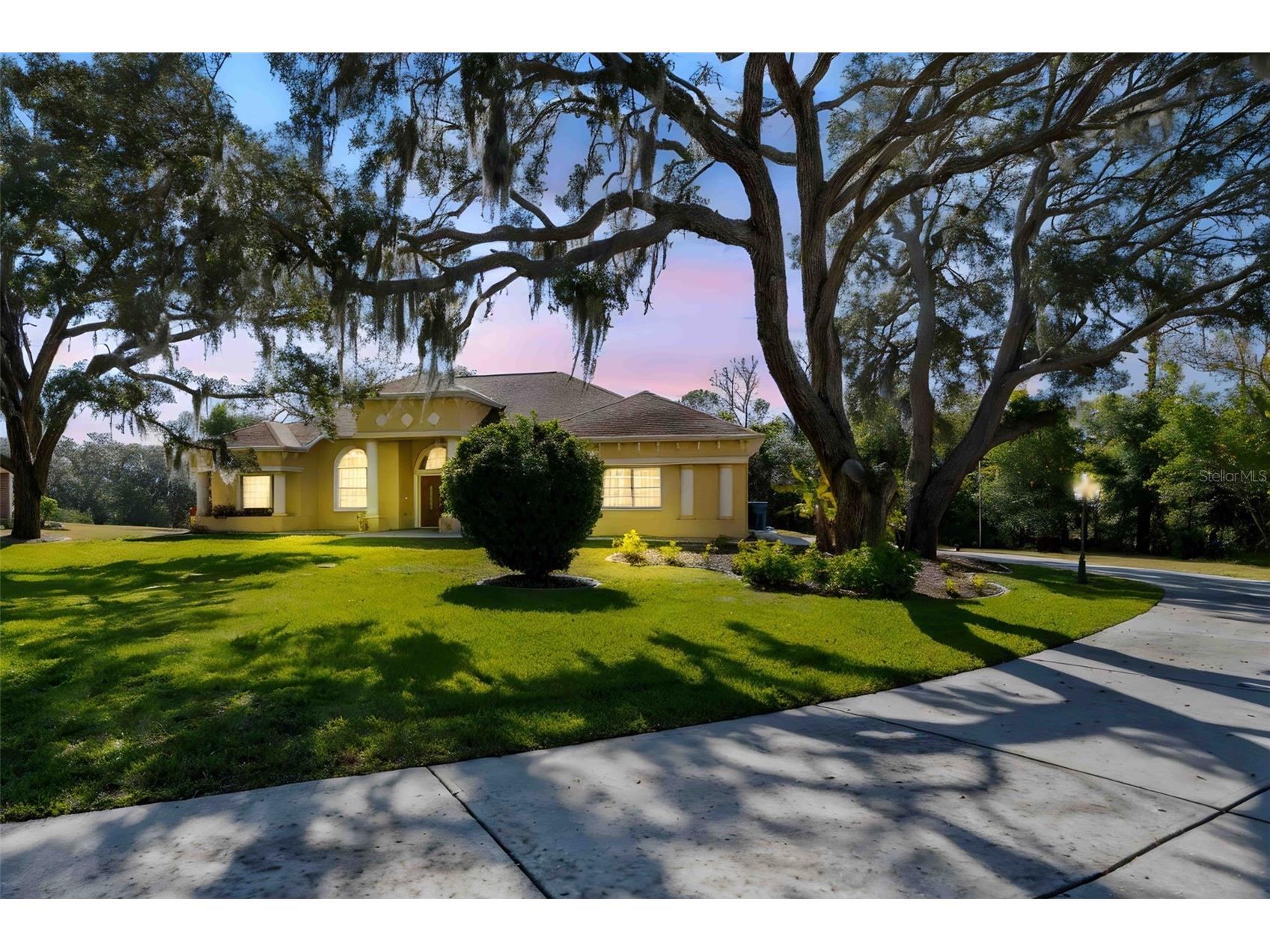 8532 Boyce Street Spring Hill FL 34608 TB8450247 image1