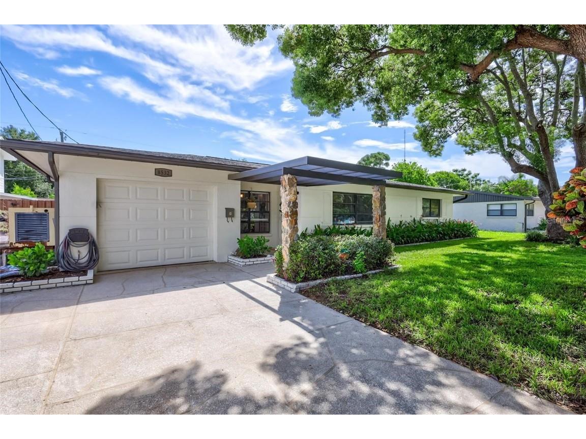 8532 Kumquat Avenue Seminole FL 33777 TB8409625 image1