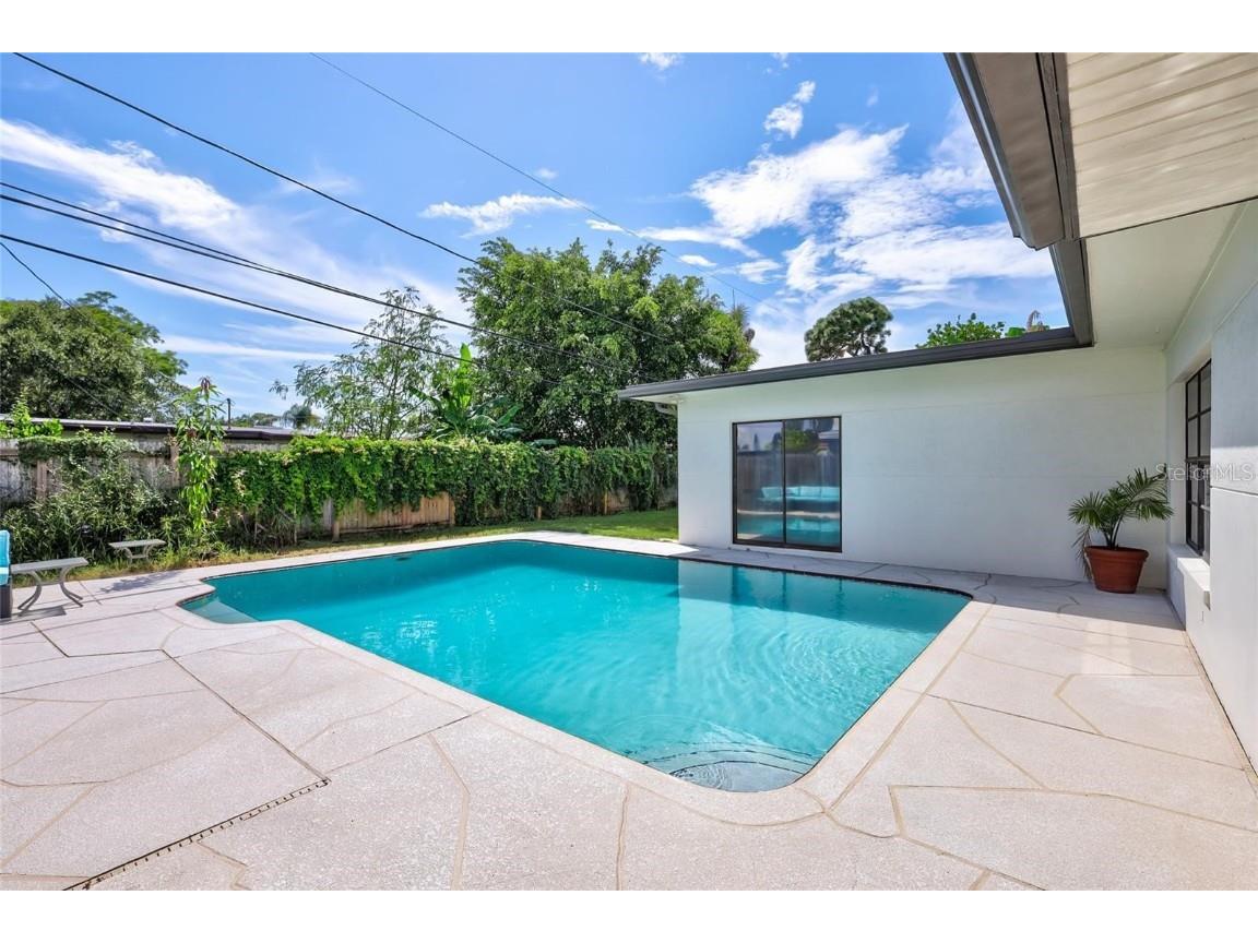 8532 Kumquat Avenue Seminole FL 33777 TB8409625 image28