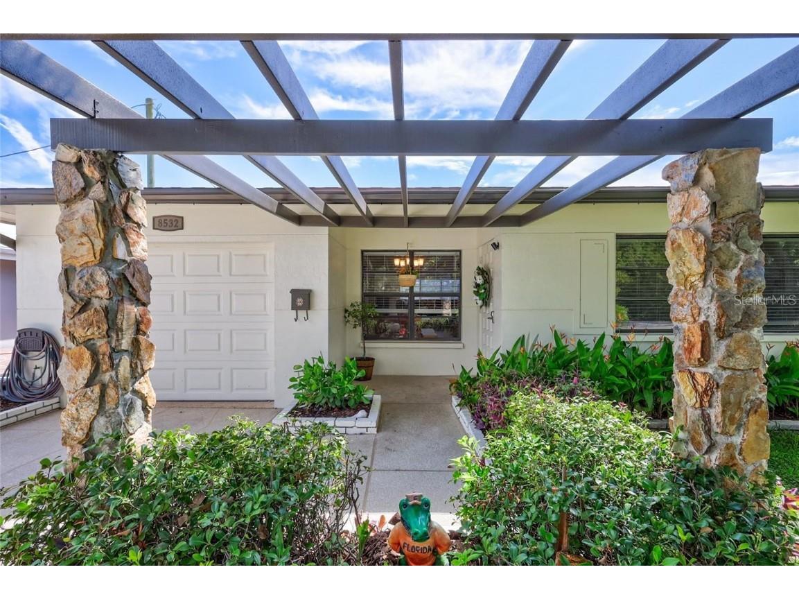 8532 Kumquat Avenue Seminole FL 33777 TB8409625 image3