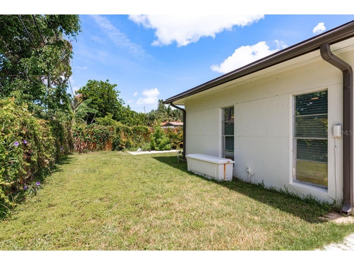 8532 Kumquat Avenue Seminole FL 33777 TB8409625 image49