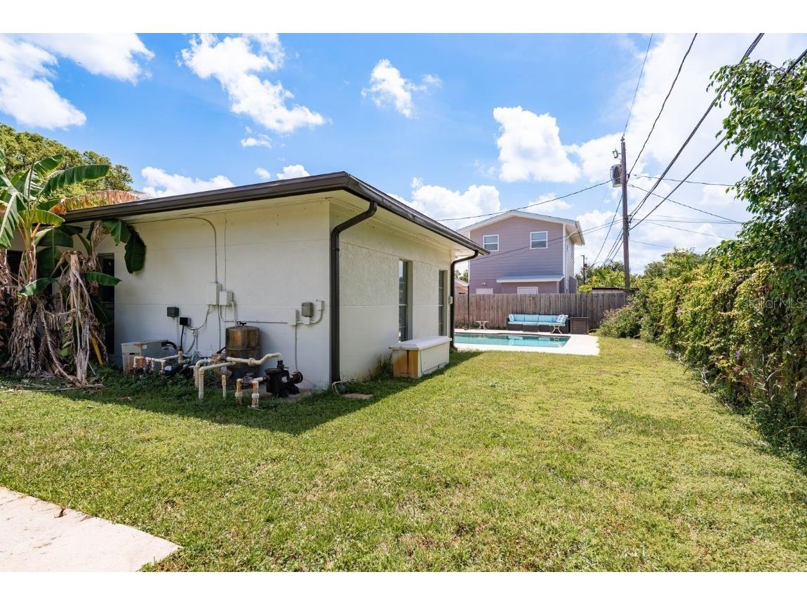 8532 Kumquat Avenue Seminole FL 33777 TB8409625 image50