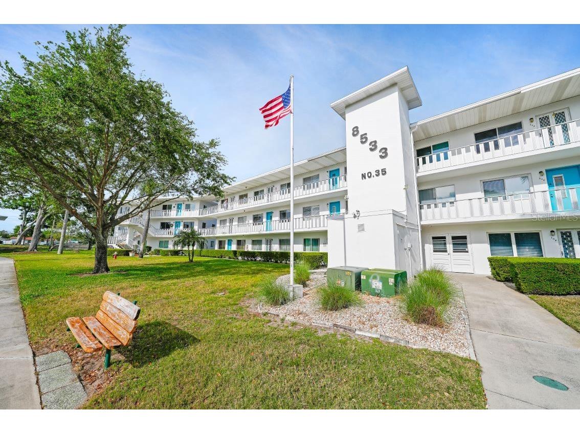 8533 110th Street #207 Seminole FL 33772 TB8372829 image1