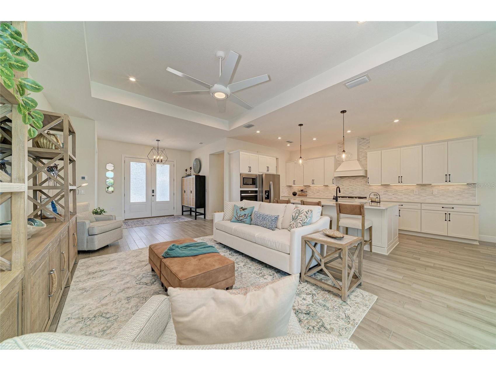 8533 Beechlake Court Sarasota FL 34240 A4694964 image11