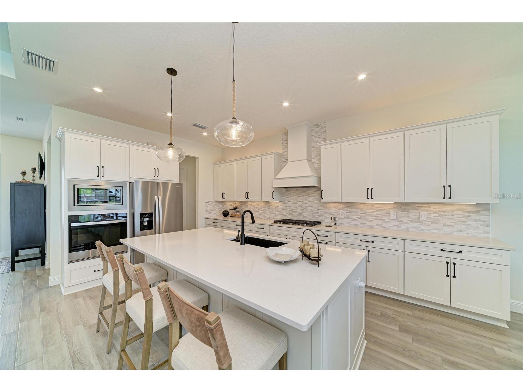 8533 Beechlake Court Sarasota FL 34240 A4694964 image19