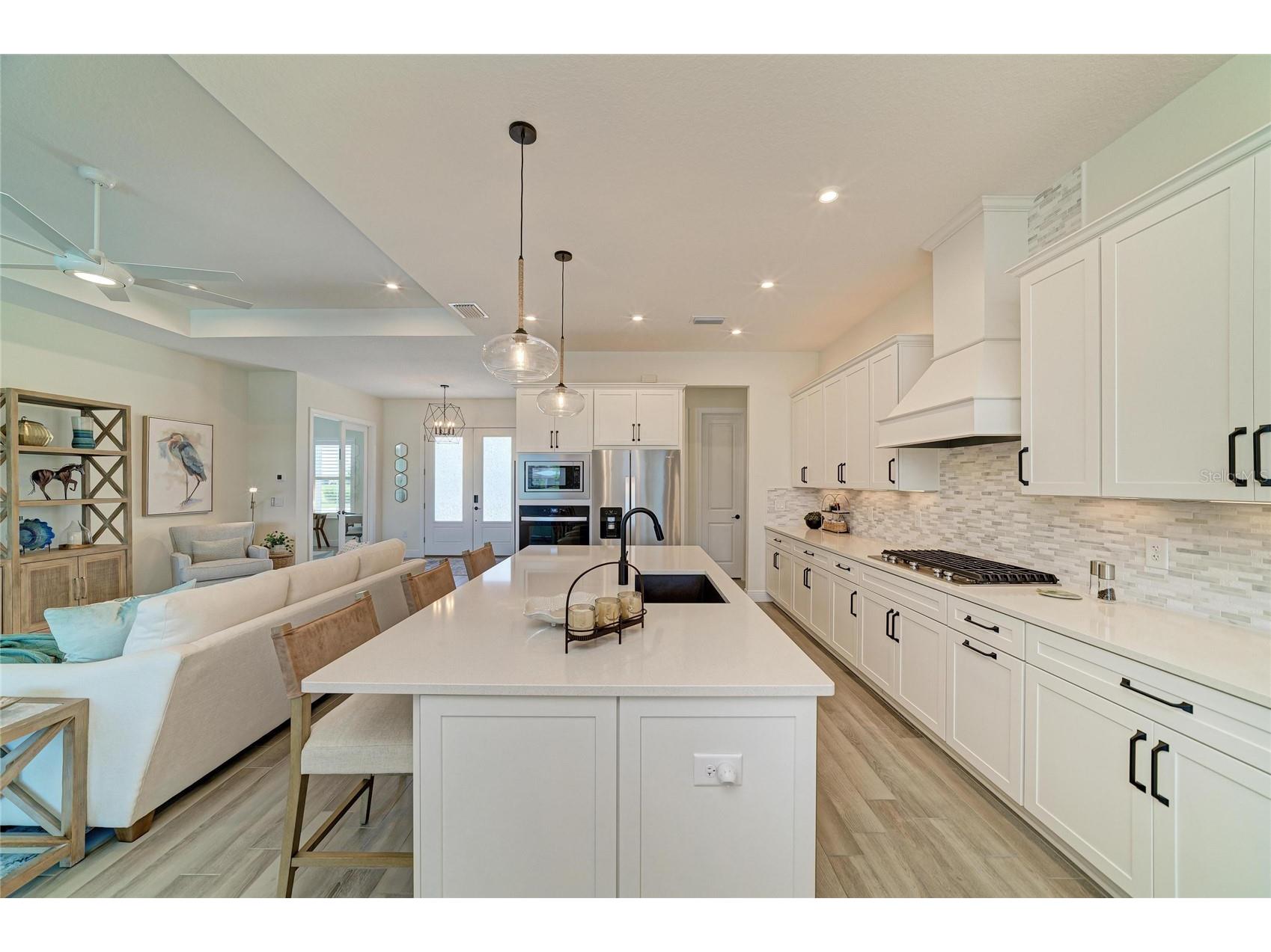 8533 Beechlake Court Sarasota FL 34240 A4694964 image20
