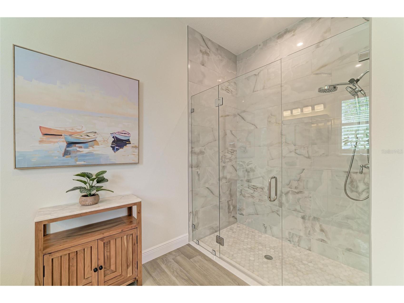 8533 Beechlake Court Sarasota FL 34240 A4694964 image32