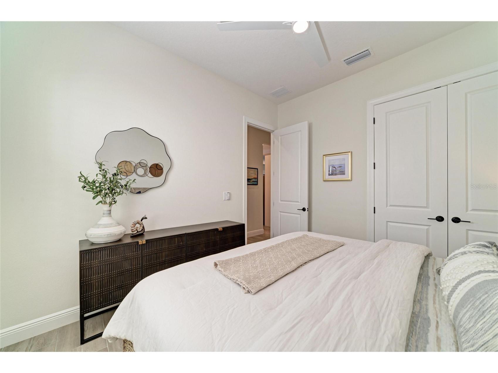 8533 Beechlake Court Sarasota FL 34240 A4694964 image42