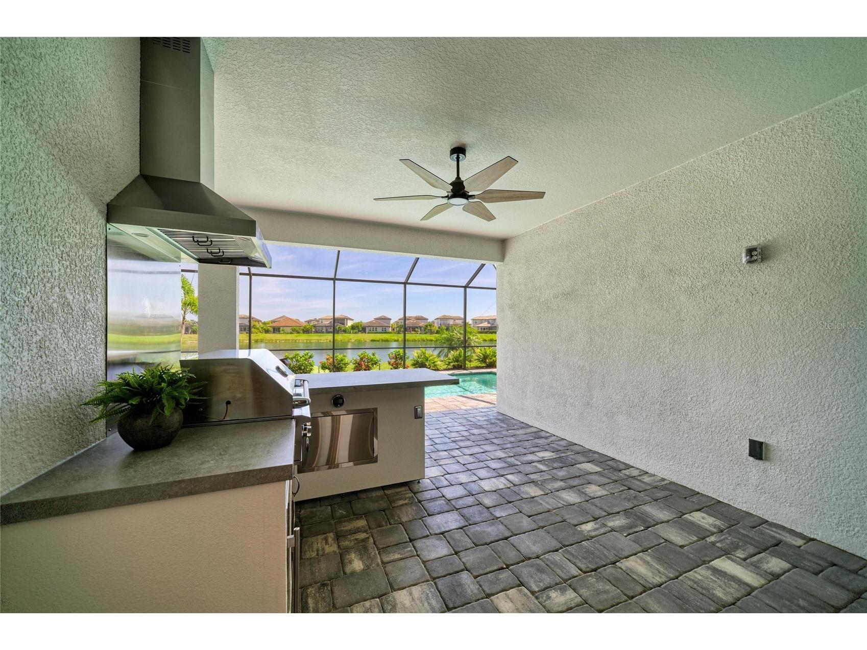 8533 Beechlake Court Sarasota FL 34240 A4694964 image48