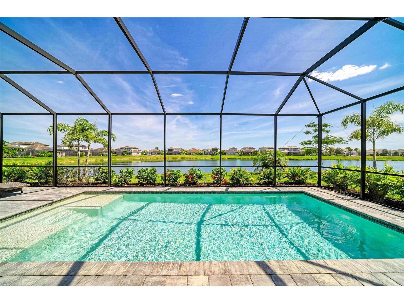 8533 Beechlake Court Sarasota FL 34240 A4694964 image57