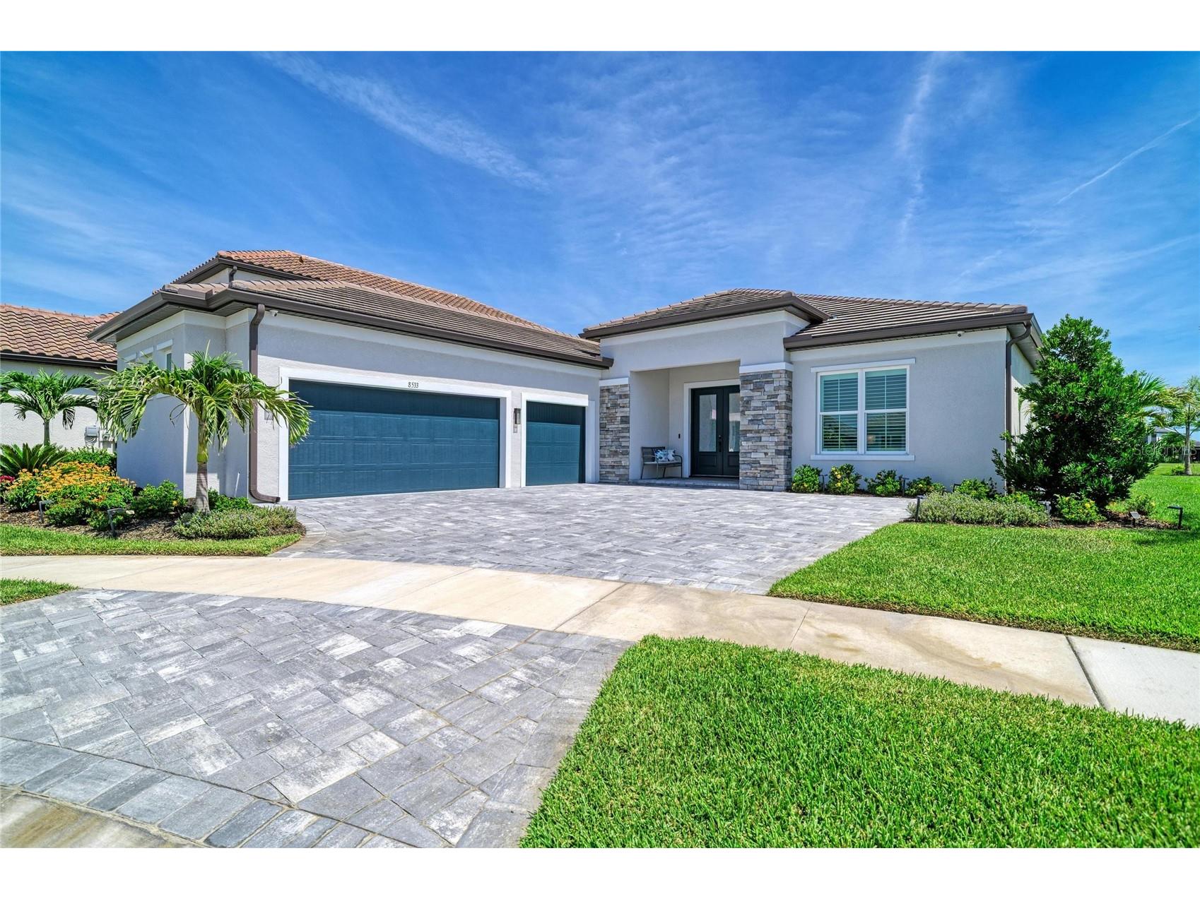 8533 Beechlake Court Sarasota FL 34240 A4694964 image67