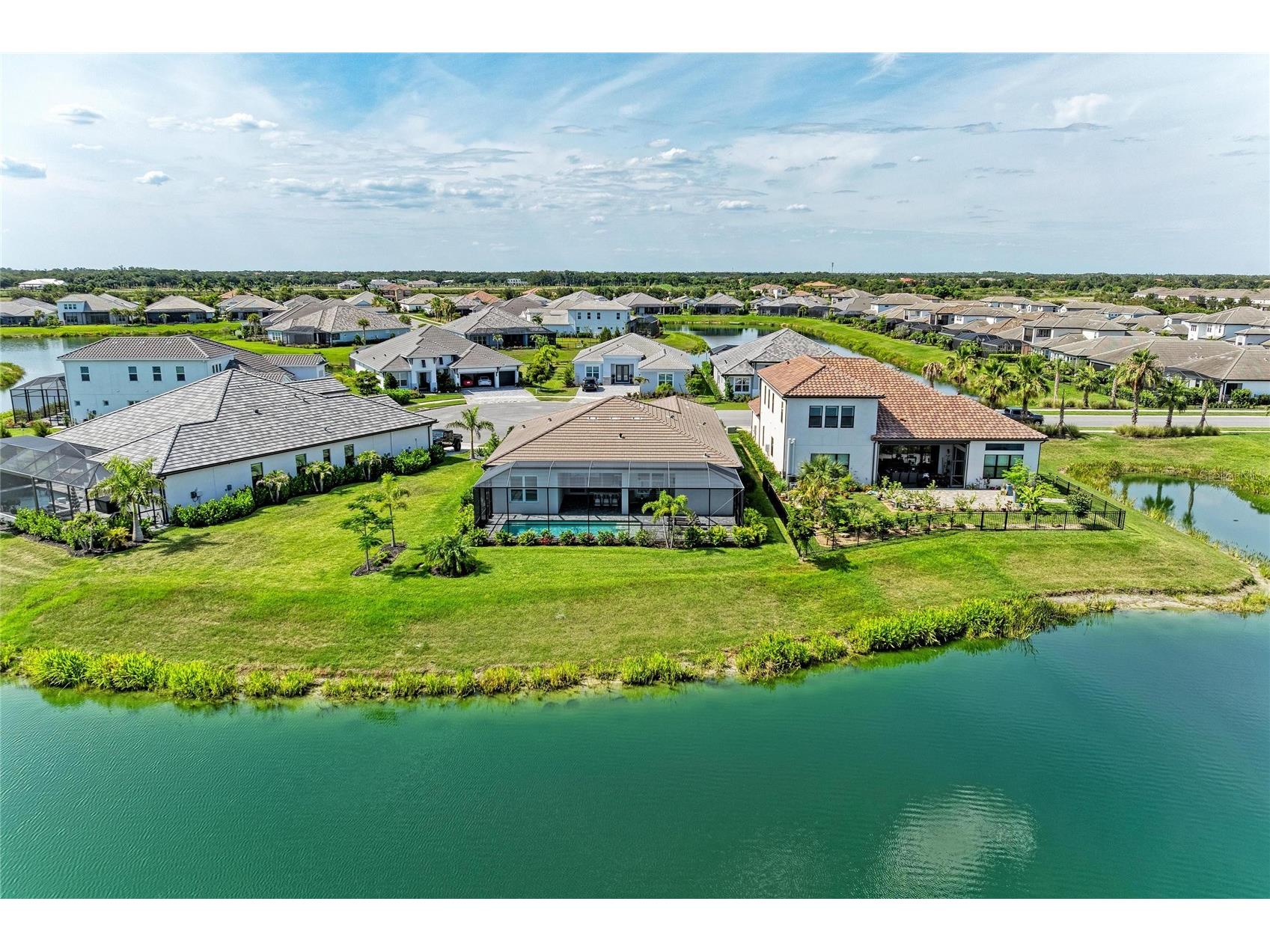 8533 Beechlake Court Sarasota FL 34240 A4694964 image69