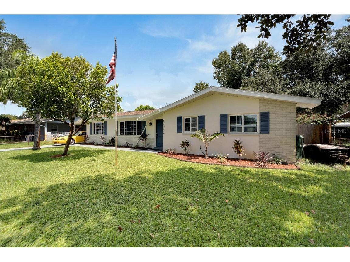 8533 Robin Road Seminole FL 33777 TB8300090 image1