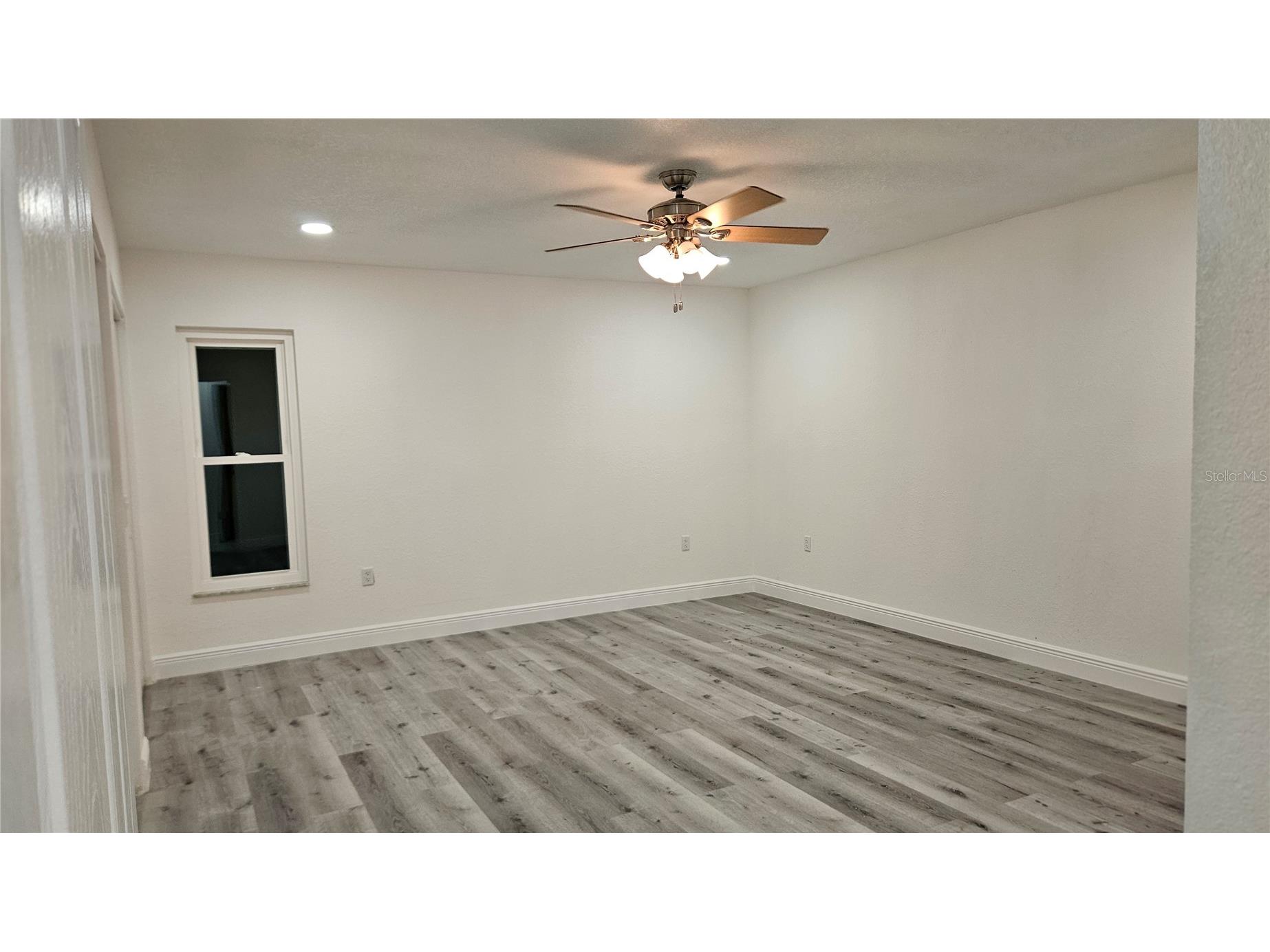 8533 Viva Via Drive Hudson FL 34667 TB8472936 image31