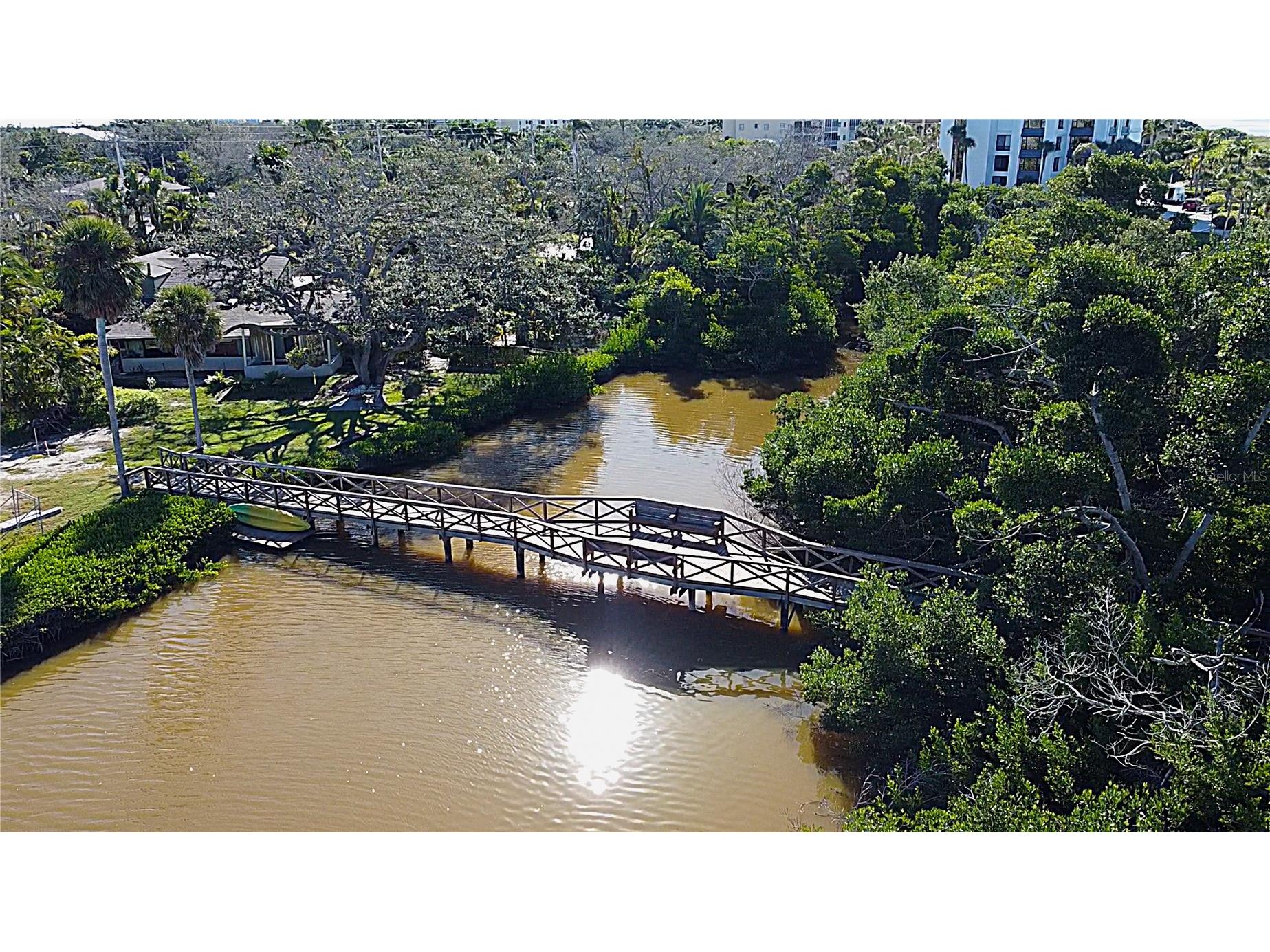 8534 Heron Lagoon Circle Sarasota FL 34242 A4633094 image9