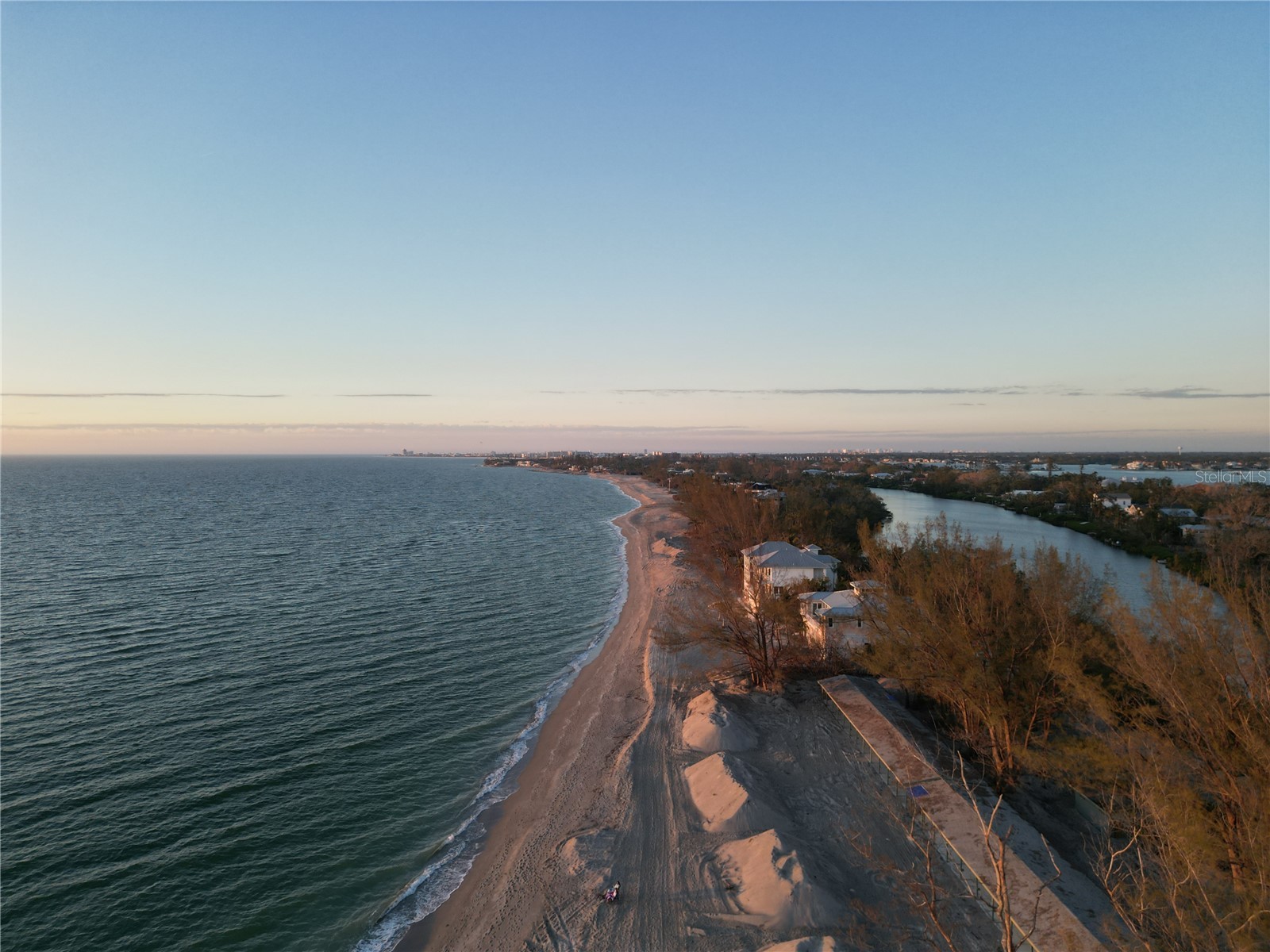 8534 Heron Lagoon Circle Sarasota FL 34242 A4687653 image7