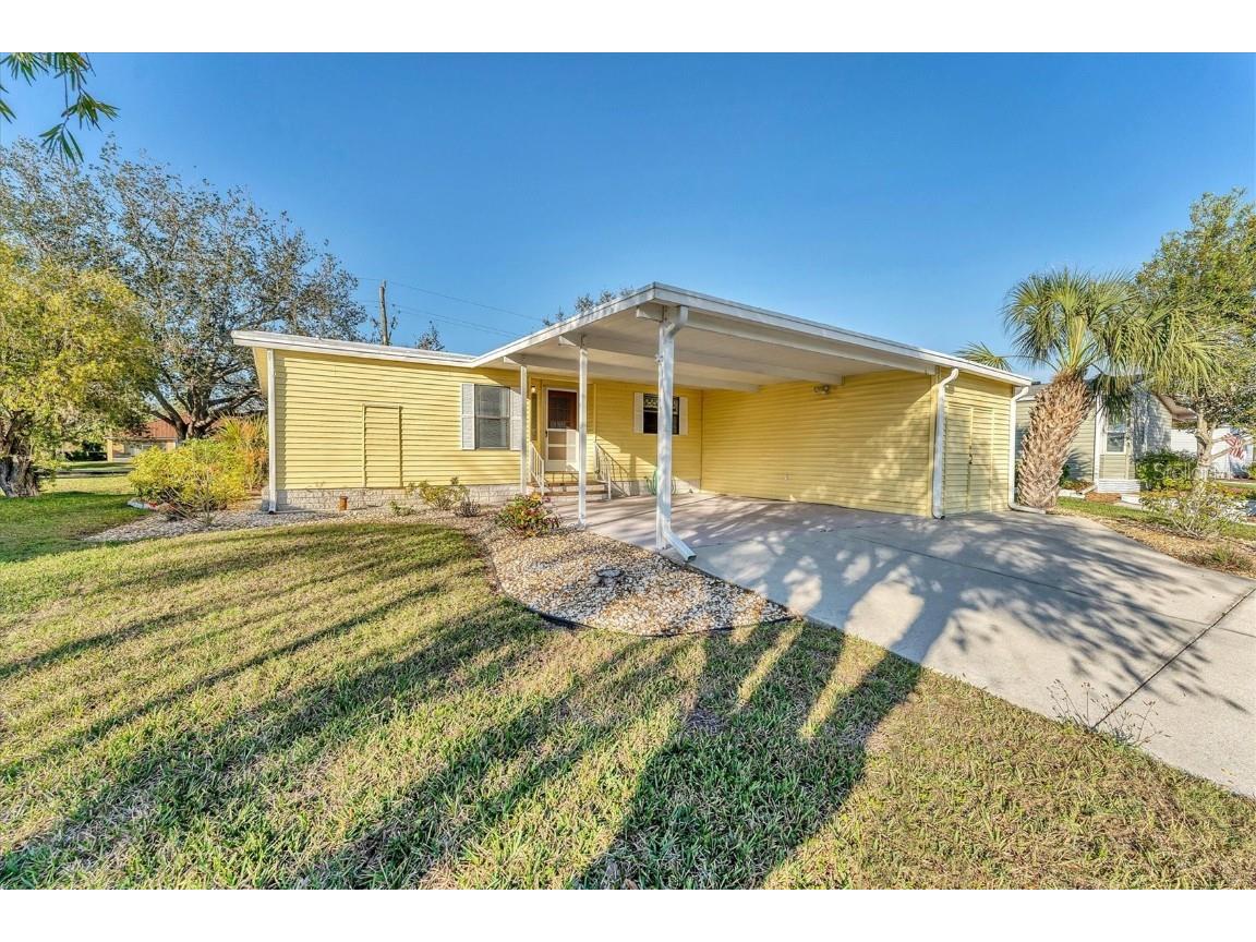 8536 Countess Avenue Circle Palmetto FL 34221 A4639574 image1