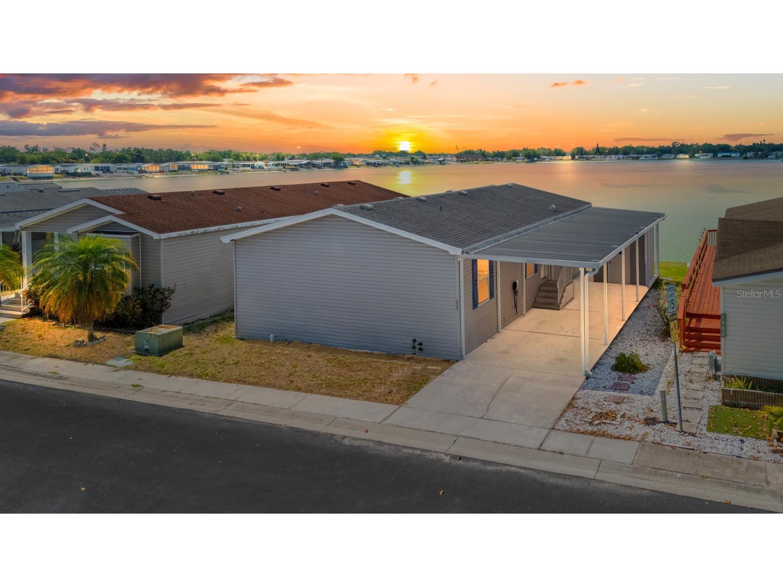 8536 Fantasia Park Way Riverview FL 33578 TB8502675 image1