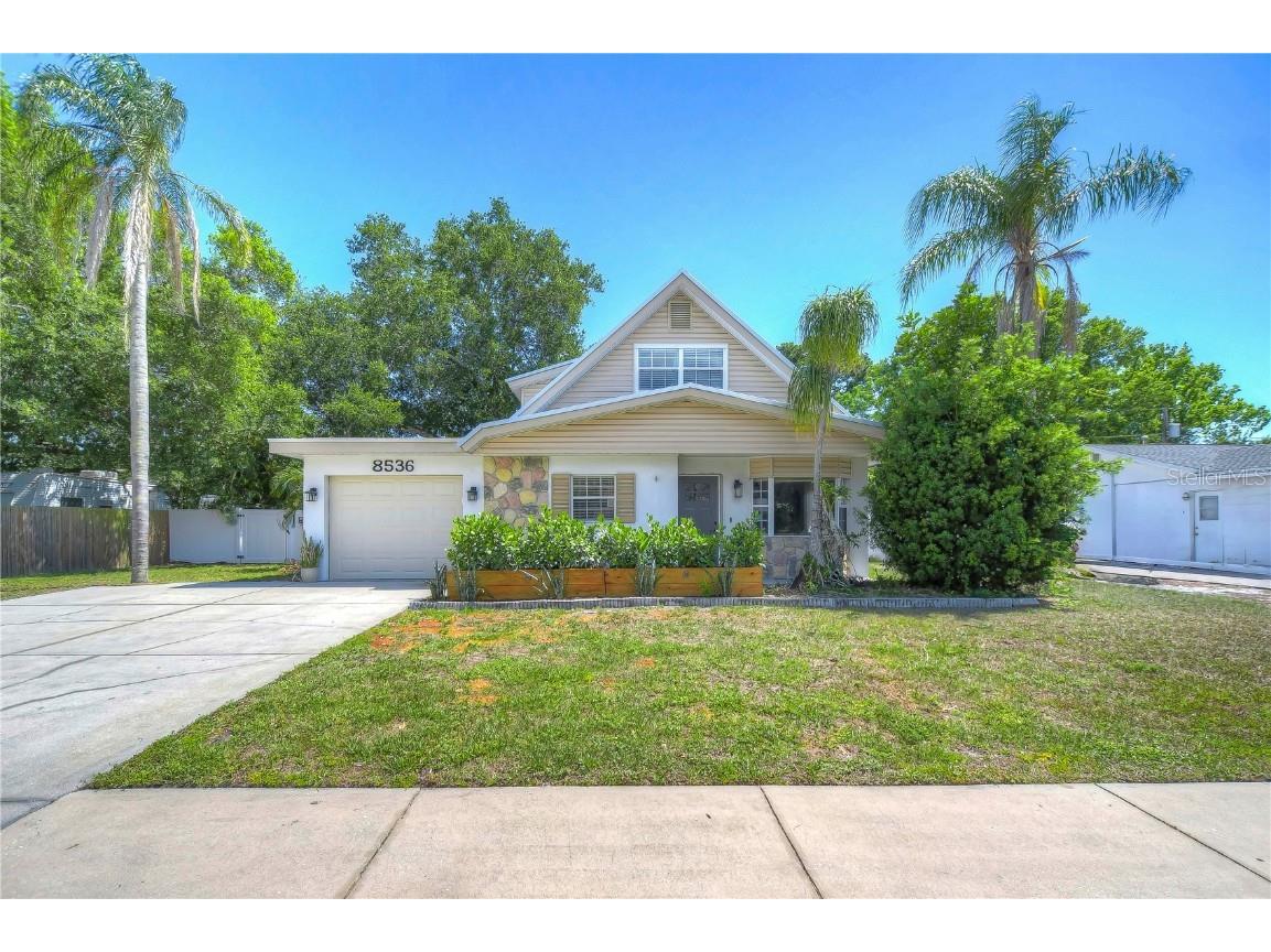 8536 Magnolia Drive Seminole FL 33777 T3523182 image1