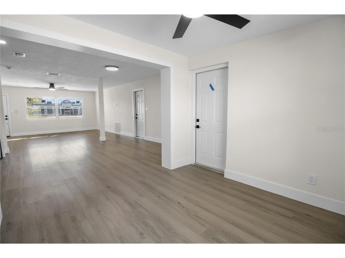 8537 74th Avenue N Seminole FL 33777 TB8458676 image12